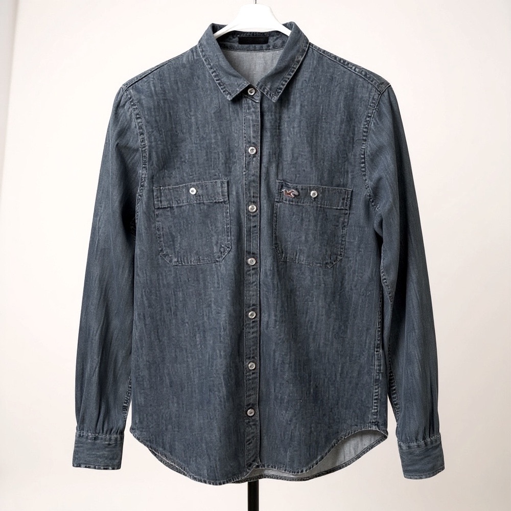 Hollister Women’s Long Sleeve Jean Shirt Size S